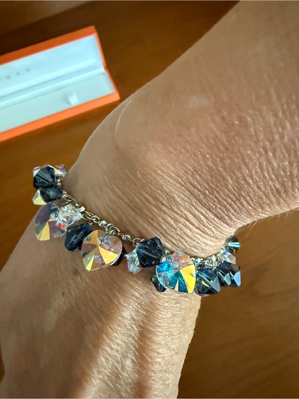 Rush by Denis & Charles
Crystal Cluster
Cha-Cha bracelet w/ Box- 9”